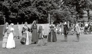 The school pageant of 1953 on the Ironworks field in Burnham, sent in by Gordon
Belsham, of Mill Road, Burnham.