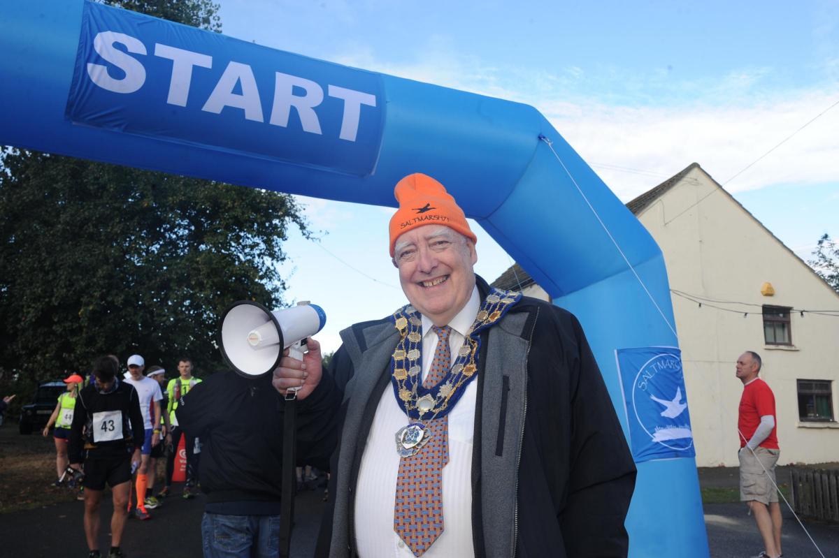 SUPPORT: Peter Elliott, Chairman of Maldon District Council starts the race.