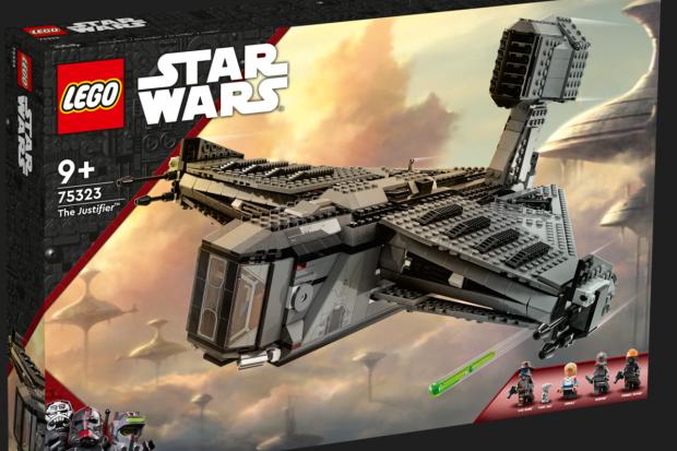 Maldon and Burnham Standard: LEGO® Star Wars™ The Justifier™. Credit: LEGO