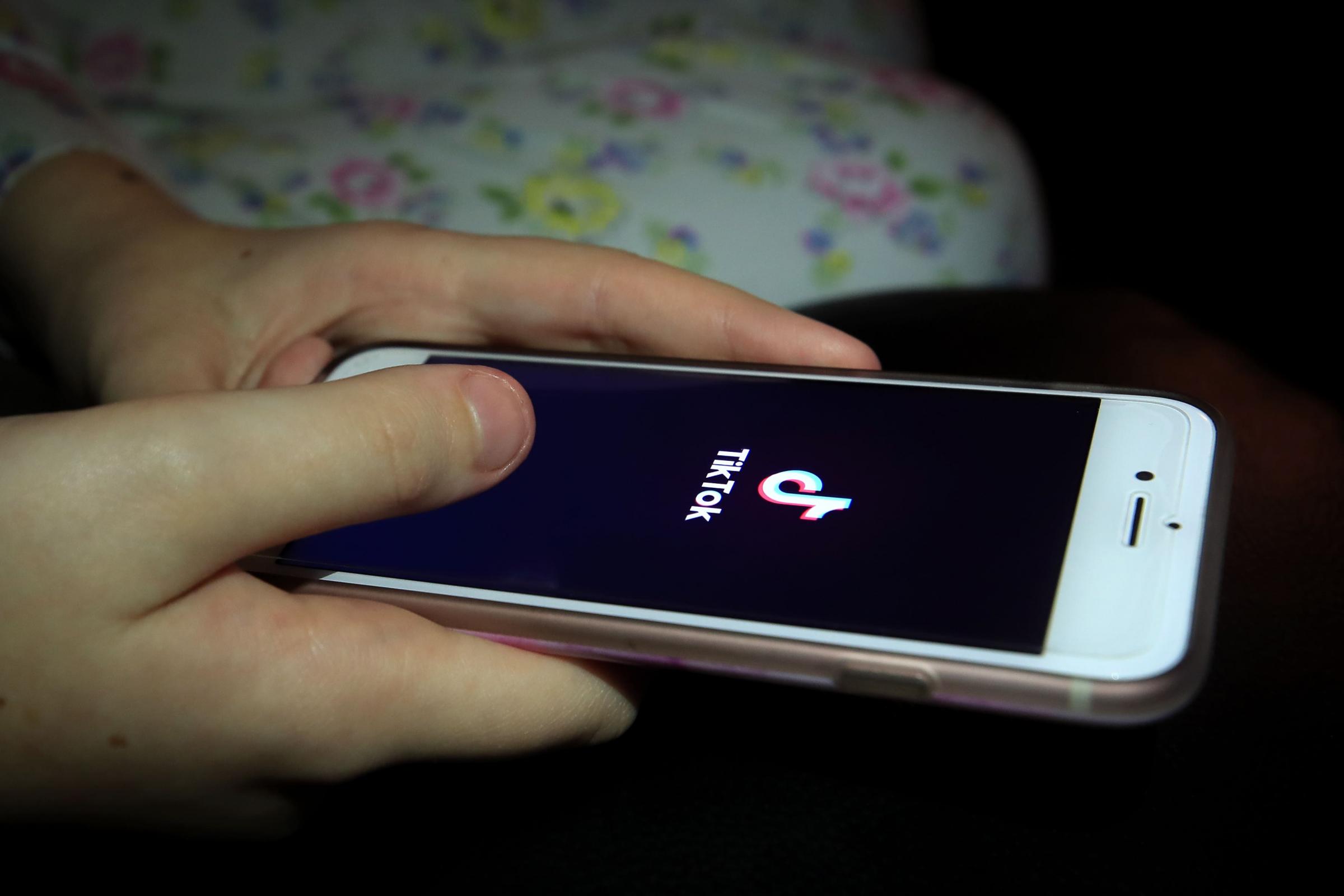 TikTok 'pushing harmful content into teenagers' feeds', study says | Maldon and Burnham Standard - Vimarsana News