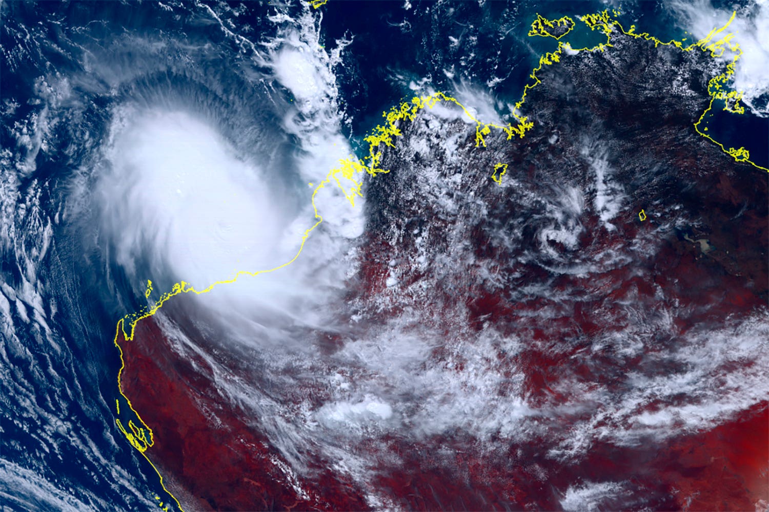 Powerful Cyclone Ilsa lashes Australia's north-west coast | Maldon and Burnham Standard - Vimarsana News